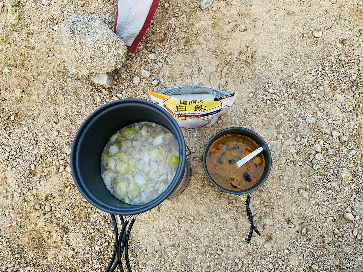 御沢野営場から飯豊山登山（切合小屋テント泊）