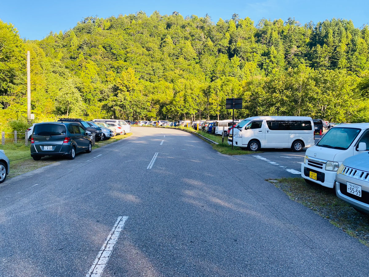 折立登山口駐車場