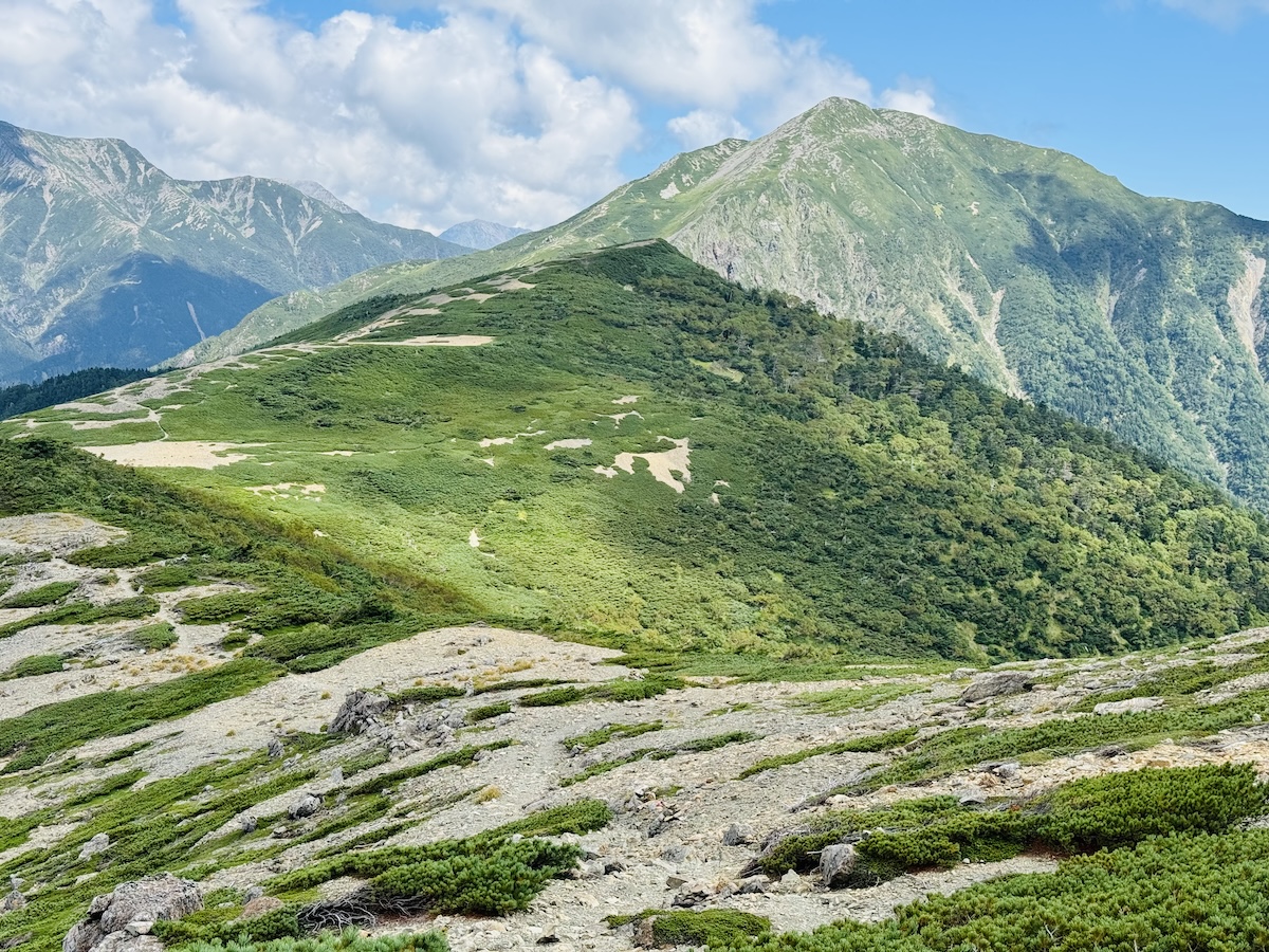 南アルプス3泊4日縦走登山2日目（光小屋〜光岳〜上河内岳〜聖平小屋テント泊）