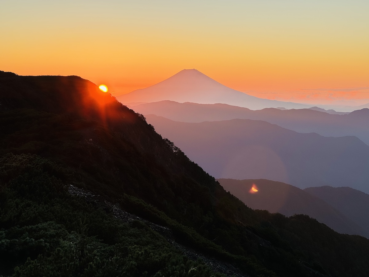 南アルプス3泊4日縦走登山2日目（光小屋〜光岳〜上河内岳〜聖平小屋テント泊）