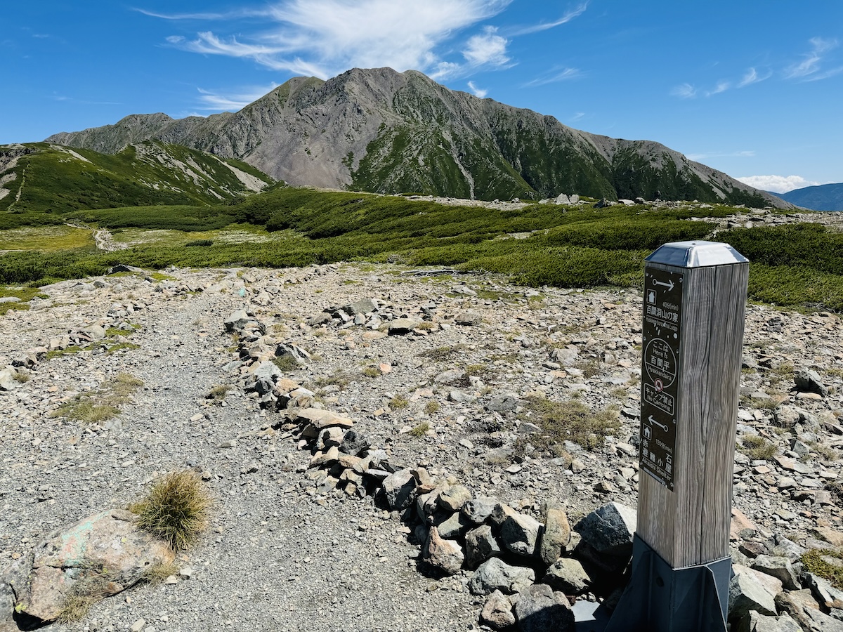 南アルプス3泊4日縦走登山3日目（聖平小屋〜聖岳〜赤石岳〜荒川小屋泊）