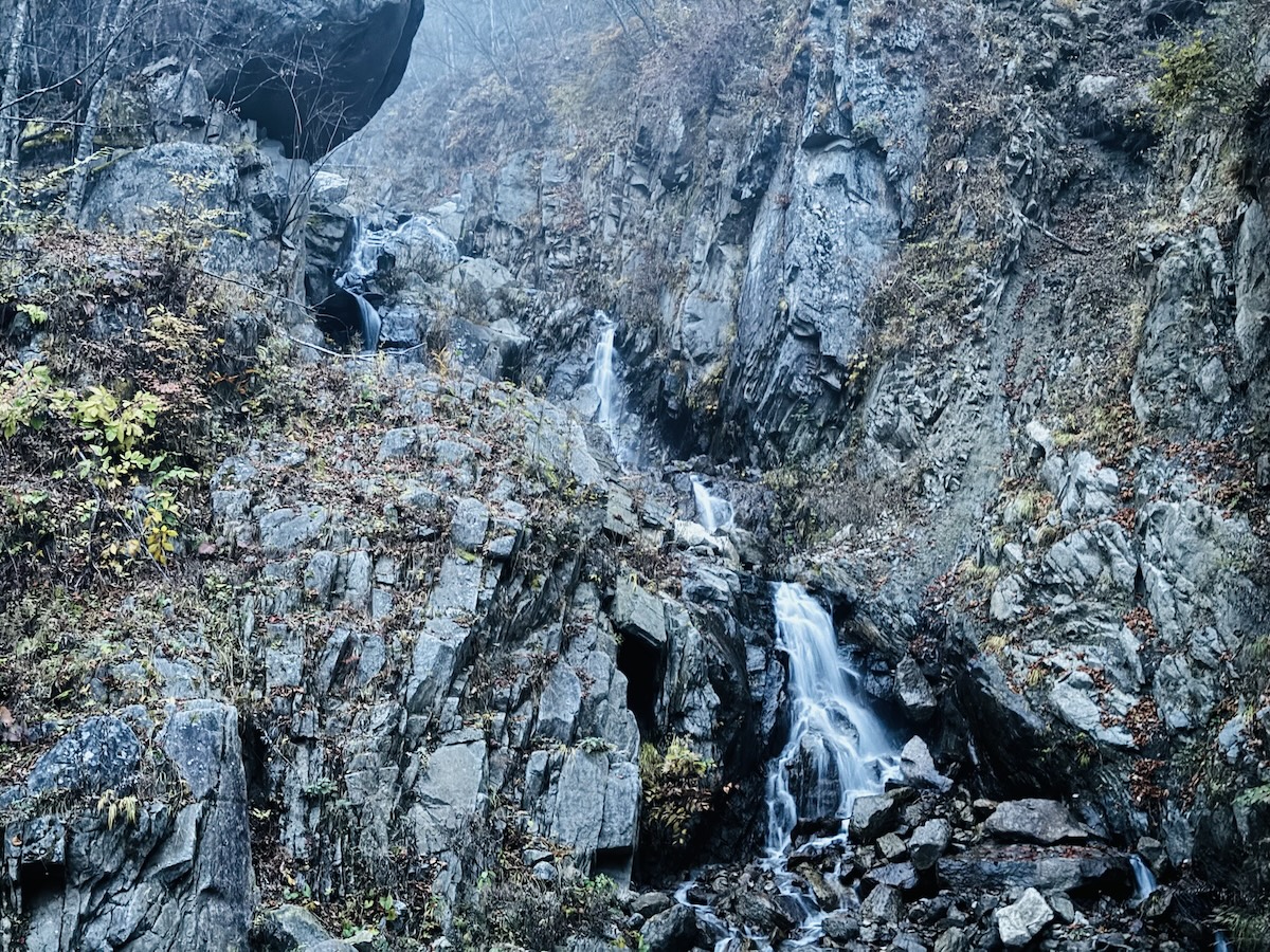 百名山・鳳凰山日帰り登山日記（青木鉱泉周回、登りドンドコ沢、下り中道）