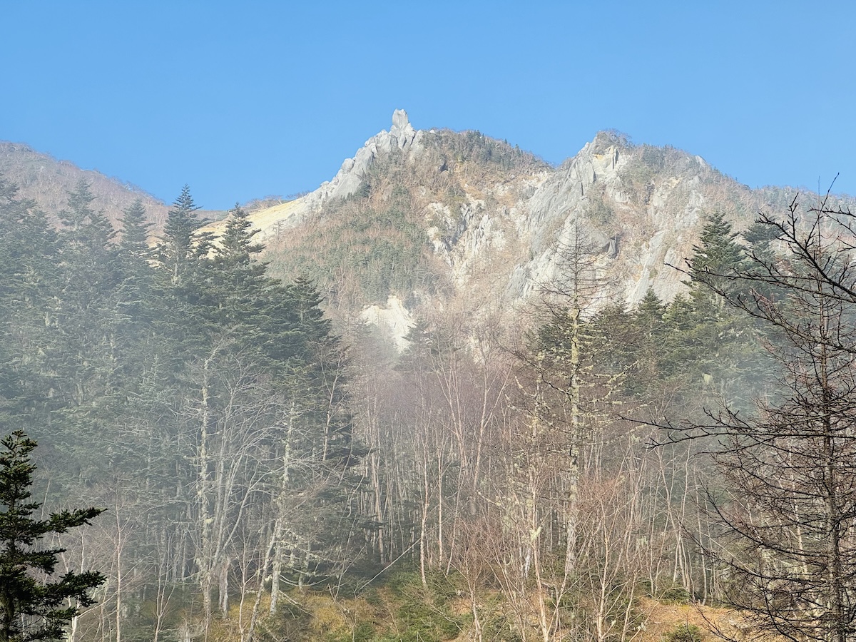 百名山・鳳凰山日帰り登山日記（青木鉱泉周回、登りドンドコ沢、下り中道）