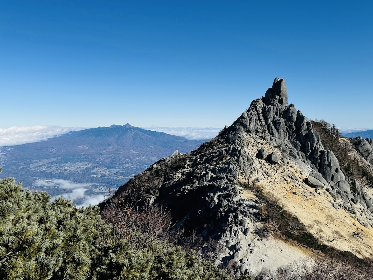 百名山・鳳凰山日帰り登山日記（青木鉱泉周回、登りドンドコ沢、下り中道）