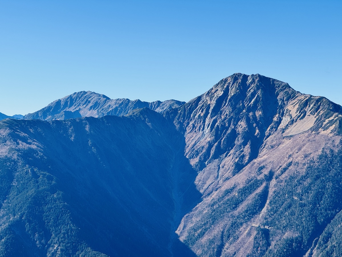 百名山・鳳凰山日帰り登山日記（青木鉱泉周回、登りドンドコ沢、下り中道）