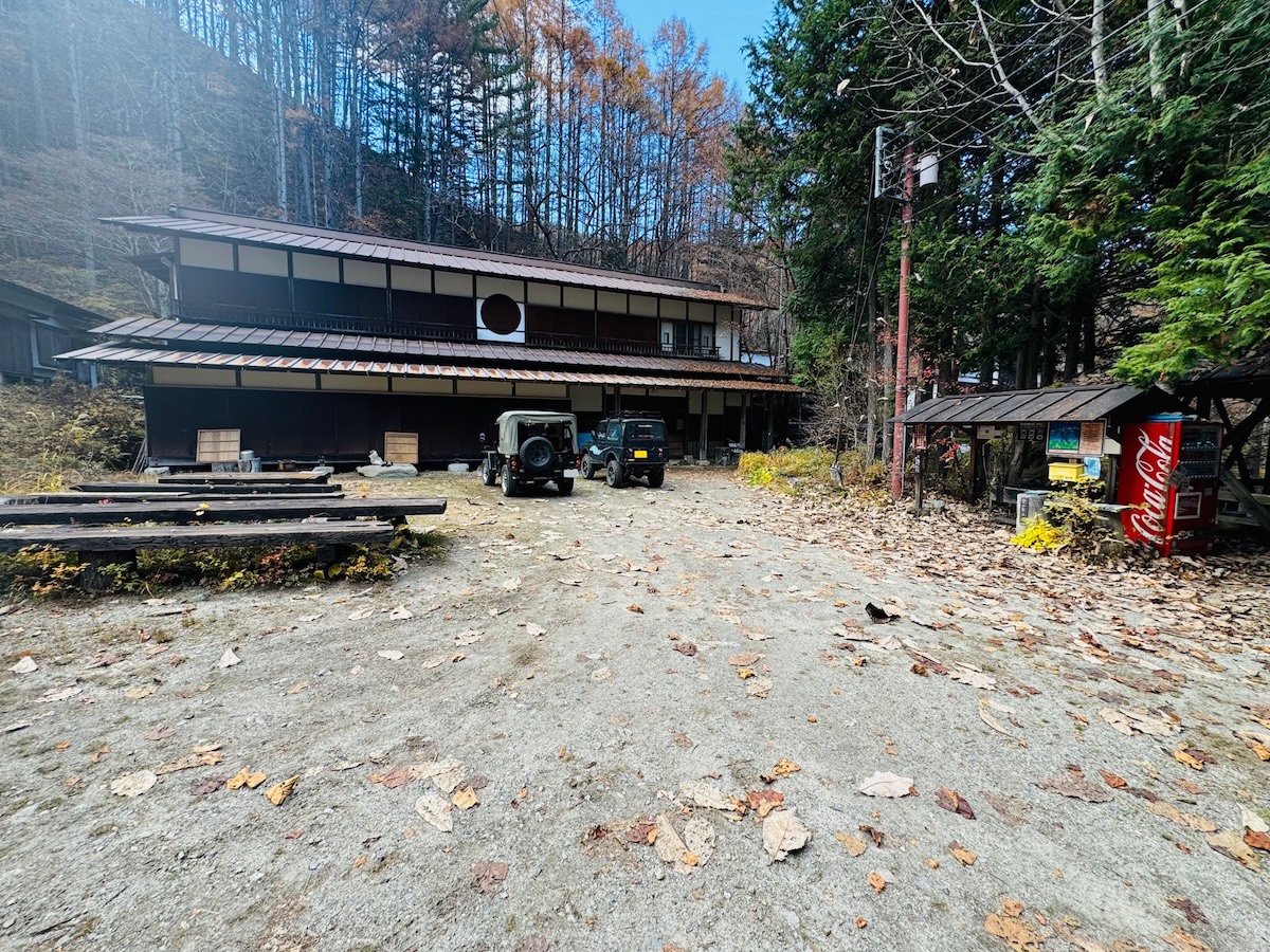 百名山・鳳凰山日帰り登山日記（青木鉱泉周回、登りドンドコ沢、下り中道）